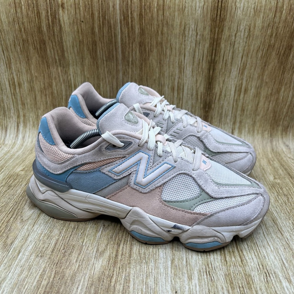 New Balance 9060 Sneakers Women's Size 8 Pink Festival Pack Blue Suede GC9060JF